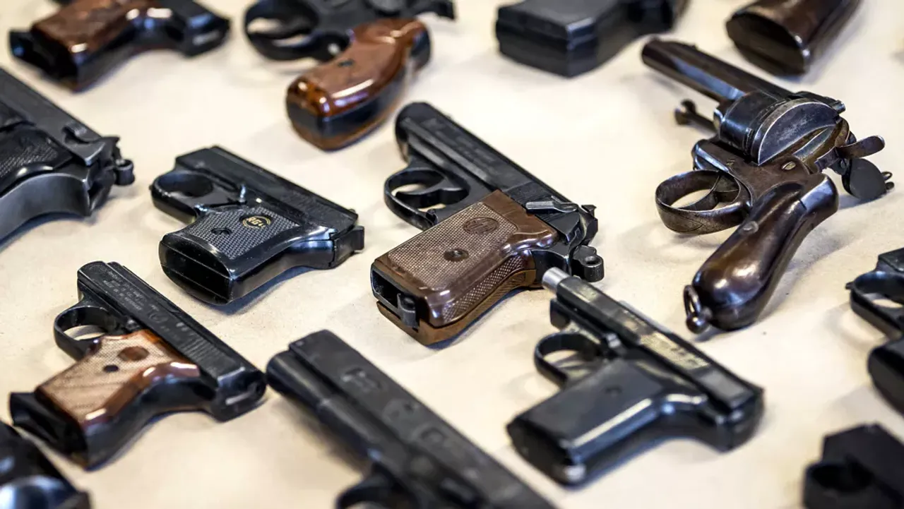 Veel onzekerheid doordat afgelopen jaren talrijke vuurwapens verdwenen zijn bij de Belgische politie
