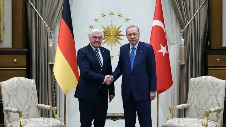 أردوغان يبحث مع نظيره الألماني العلاقات الثنائية وقضايا إقليمية ودولية