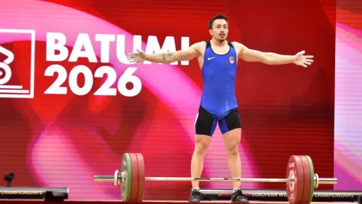 الرباع التركي يوسف فهمي غينتش يحصد ذهبيتين في بطولة أوروبا لرفع الأثقال
