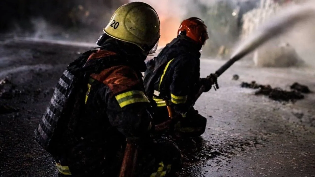 Ночная атака дронов: Одесский порт под ударом, в Запорожье погиб железнодорожник