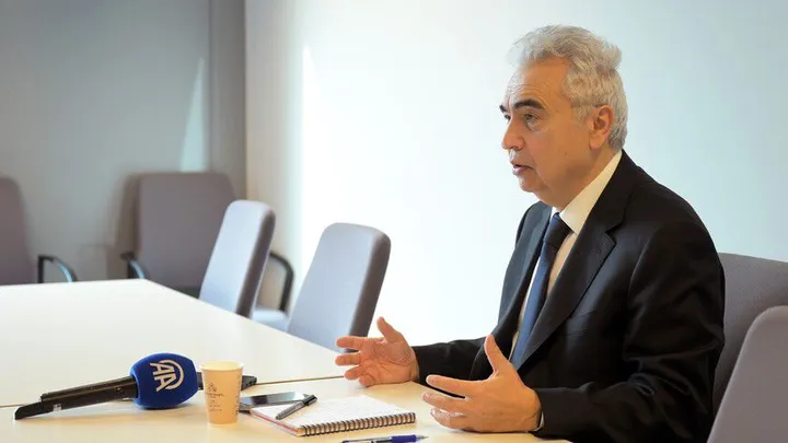 Shefi i IEA-s paralajmëron për “kërcënimin më të madh të sigurisë energjetike në histori”