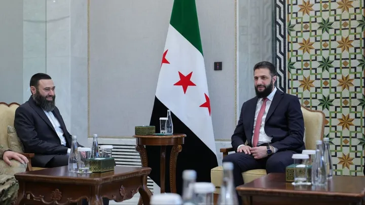 بمرافقة الشرع.. وصول "عصام بويضاني" إلى دمشق عقب إفراج الإمارات عنه