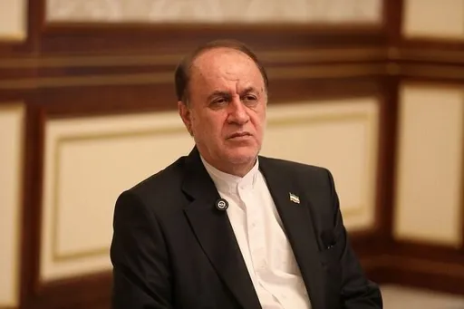 Иран заявил о первом доходе от сборов в Ормузском проливе