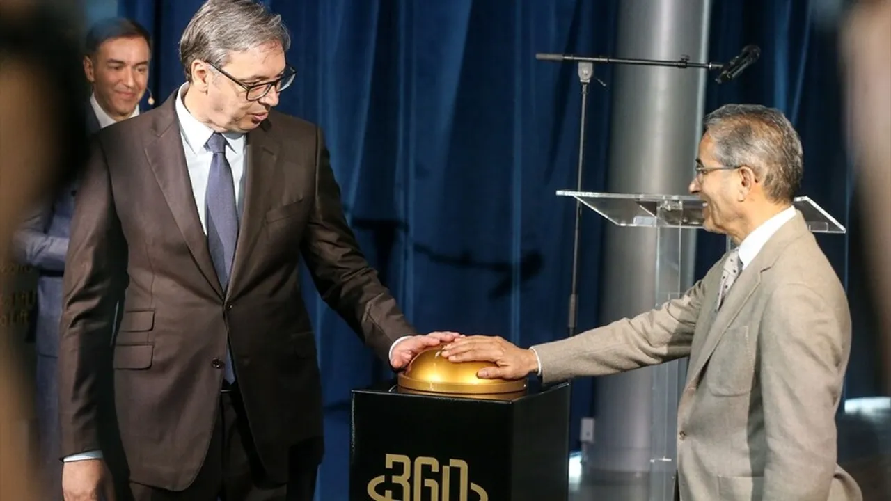 Novi simbol grada: Vučić i Alabbar otvorili vidikovac na Kuli Beograd