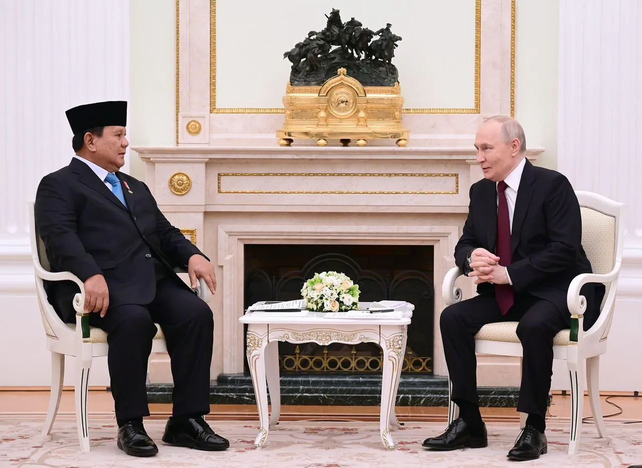 Menlu: Prabowo dan Putin bahas peluang WNI ikuti program kosmonot Rusia