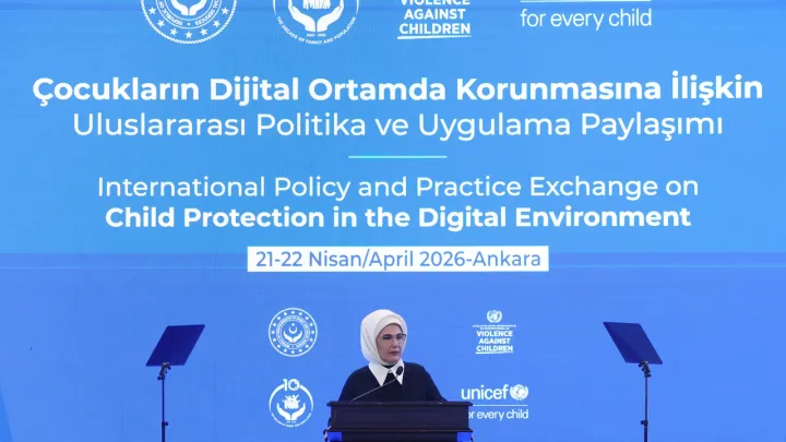 Түркия 15 жасқа толмаған балаларға әлеуметтік желіні пайдалануға тыйым салады