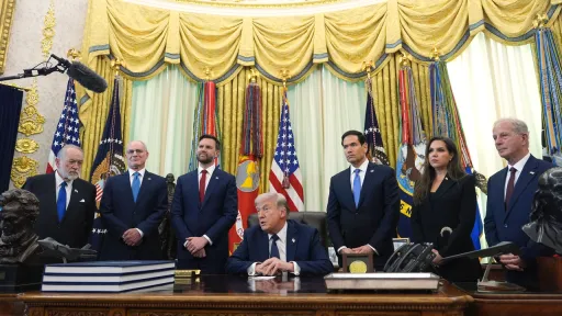 ترمب يعلن تمديد الهدنة في لبنان 3 أسابيع ولقاءً قريباً بين عون ونتنياهو