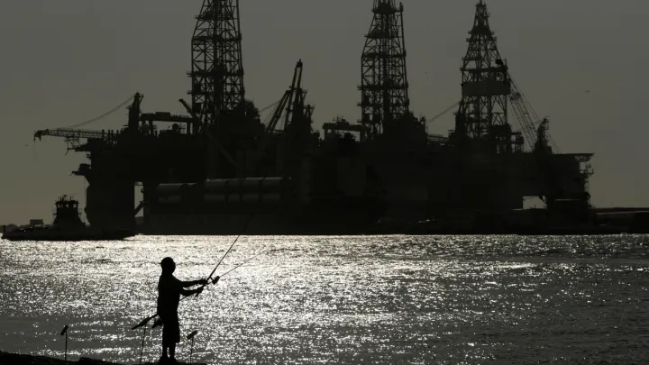 Sierra Leone signs $225 million offshore oil agreement with Nigeria's Marginal Energy