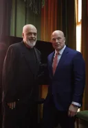 Rama pret në Tiranë ambasadorin e SHBA-së në NATO