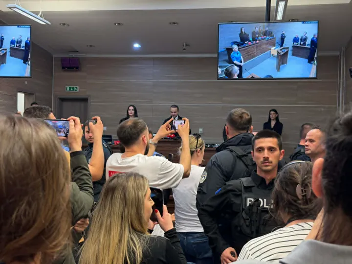 Двајца Срби обвинети за убиство на полицаец во косовското село Бањска осудени на доживотен затвор