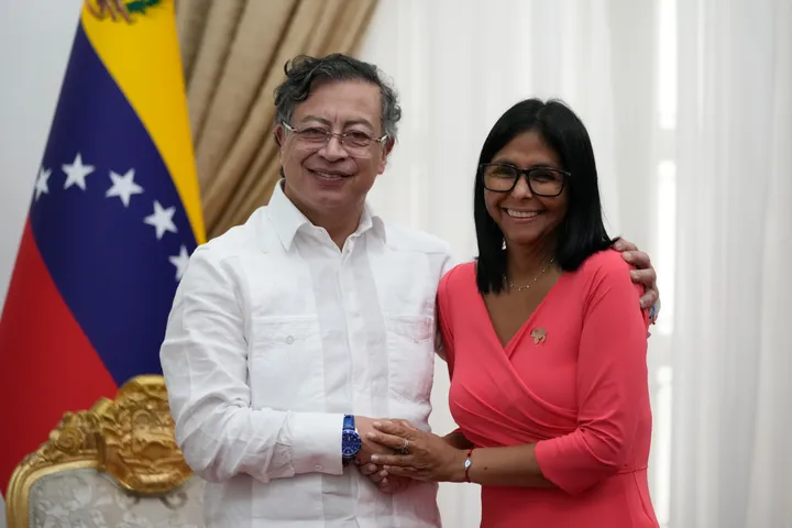 ¿Qué pasó en reunión de Petro y Delcy Rodríguez? Claves de encuentro vital para Colombia y Venezuela