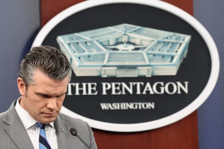 د امریکا د دفاع وزیر پیټ هیګست به د ایران د جګړې په اړه په کانګرس کې خپله لومړنۍ شاهدي ورکړي.