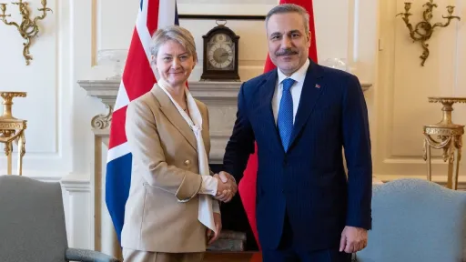 Турция и Британия подписали стратегическое соглашение