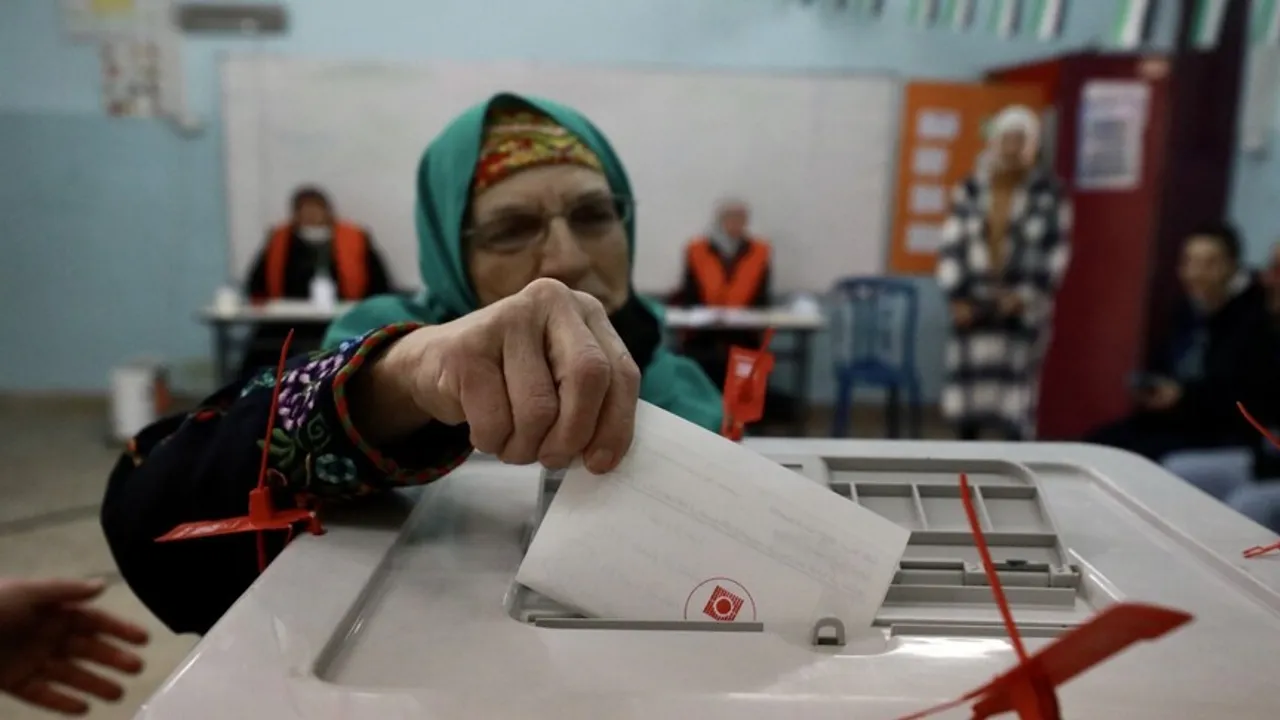 Zgjedhjet lokale mbahen në Bregun Perëndimor dhe në qytetin Deir al-Balah të Gazës