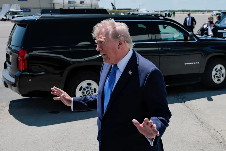 Trump cancels envoys' trip to Pakistan, says 'no point' in 18-hour flight 'just to sit there'