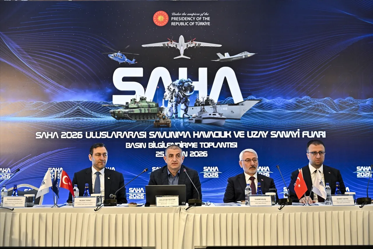 بيرقدار يؤكد العمل على إنشاء مراكز لإنتاج المسيّرات في الولايات التركية