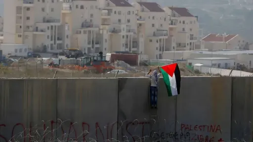 درخواست دیپلمات‌های سابق بریتانیا از دولت این کشور و اتحادیه اروپا برای تحریم اسرائیل