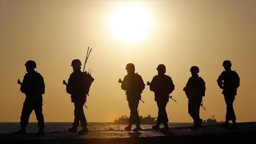 Delegacioni rus merr pjesë në hapjen e muzeut në Korenë e Veriut për ushtarët e vrarë në Ukrainë