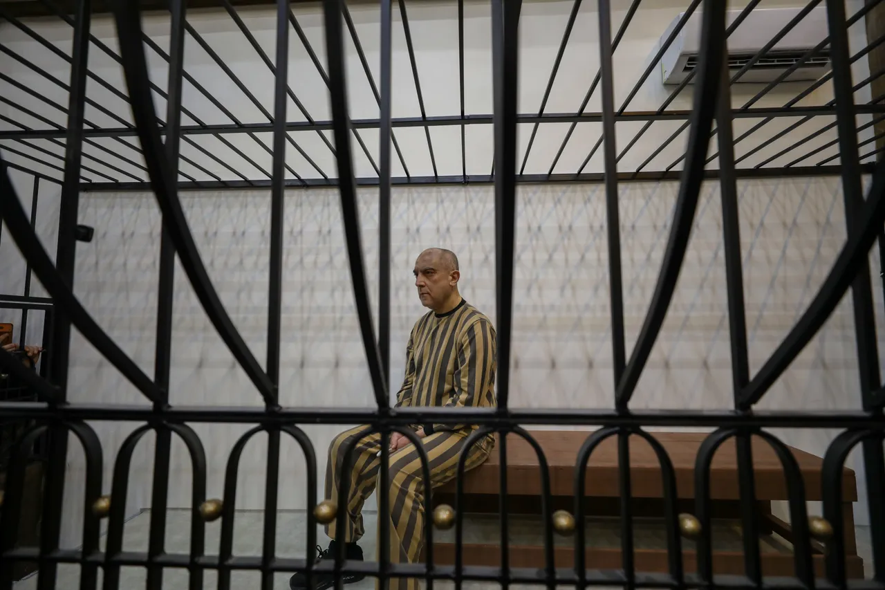 Siria zhvillon gjykim publik për kushëririn e Assadit për krime kundër civilëve