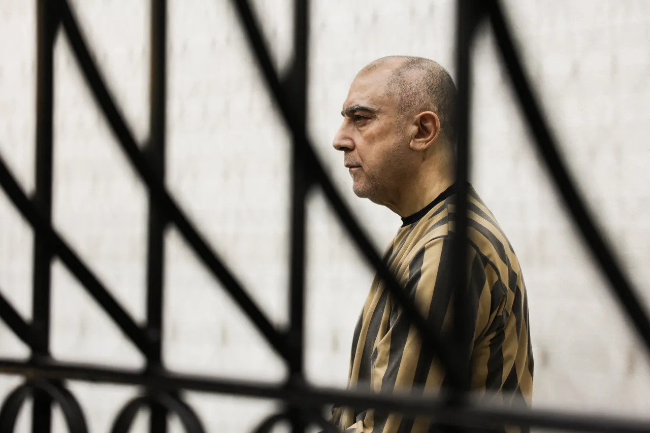 Siria comienza a juzgar a miembros del régimen de Assad con Atef Najib, acusado de torturar niños