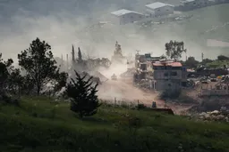 Израильская армия возобновила удары по югу Ливана вопреки перемирию