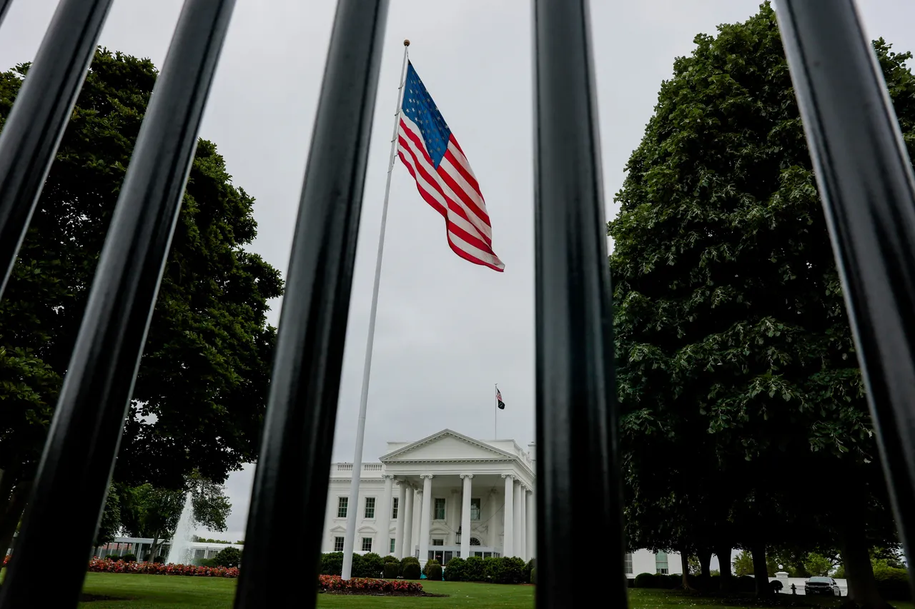 77 percent of Americans say founding fathers would be disappointed in today's US, survey finds