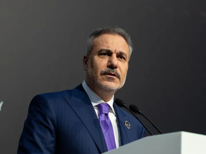 MNE turco discute negociações EUA-Irão em chamadas com homólogos do Irão e Paquistão