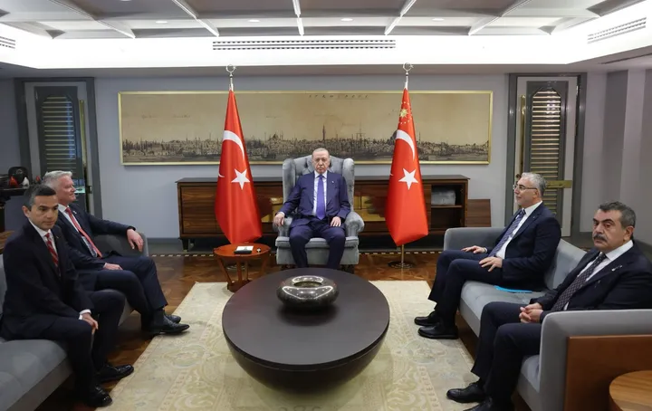 Presidenti i Türkiye pret kreun e OECD-së në Istanbul