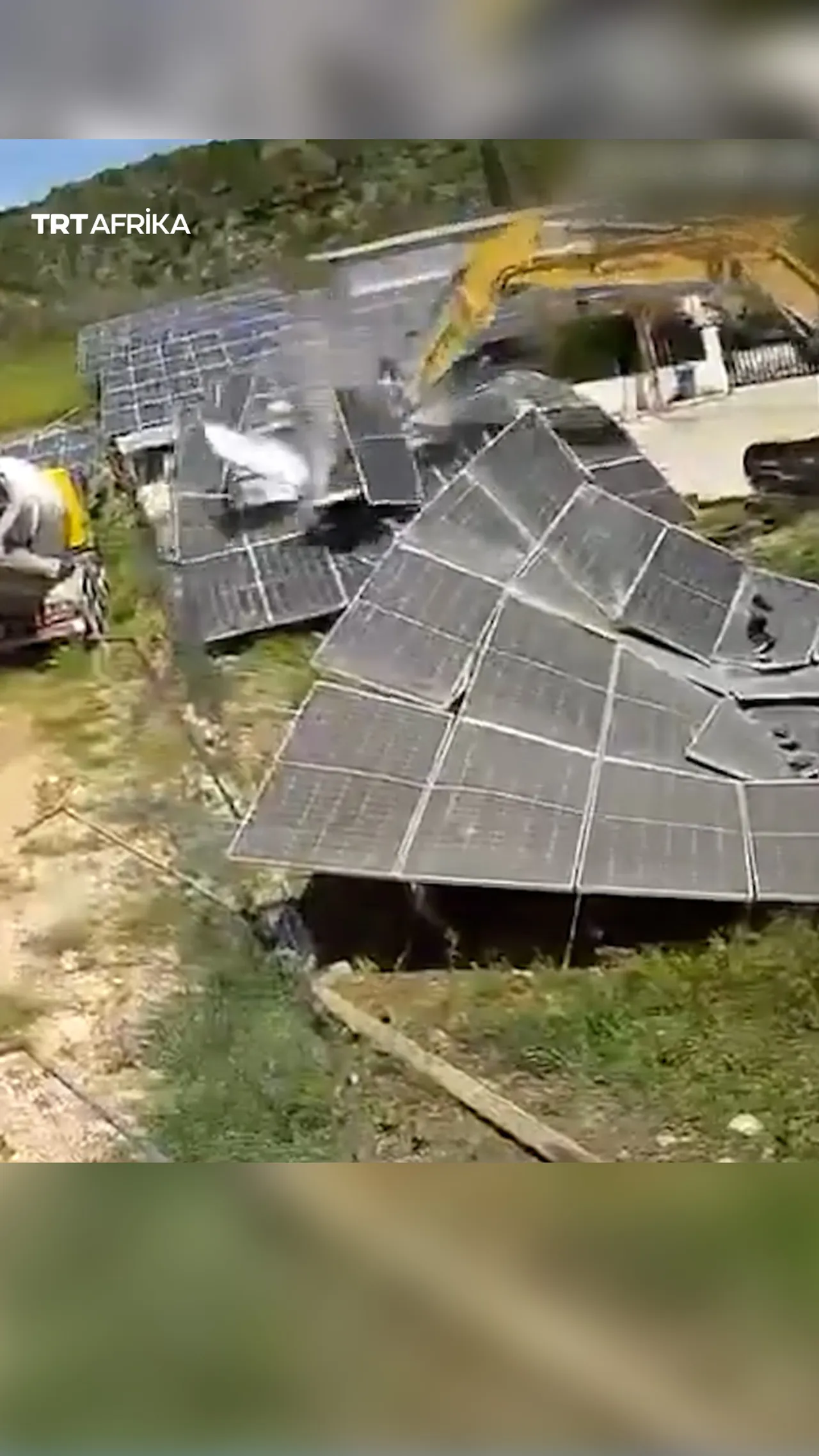 Isra'ila ta lalata farantai na sola da ke samar da lantarki da ruwa a Lebanon