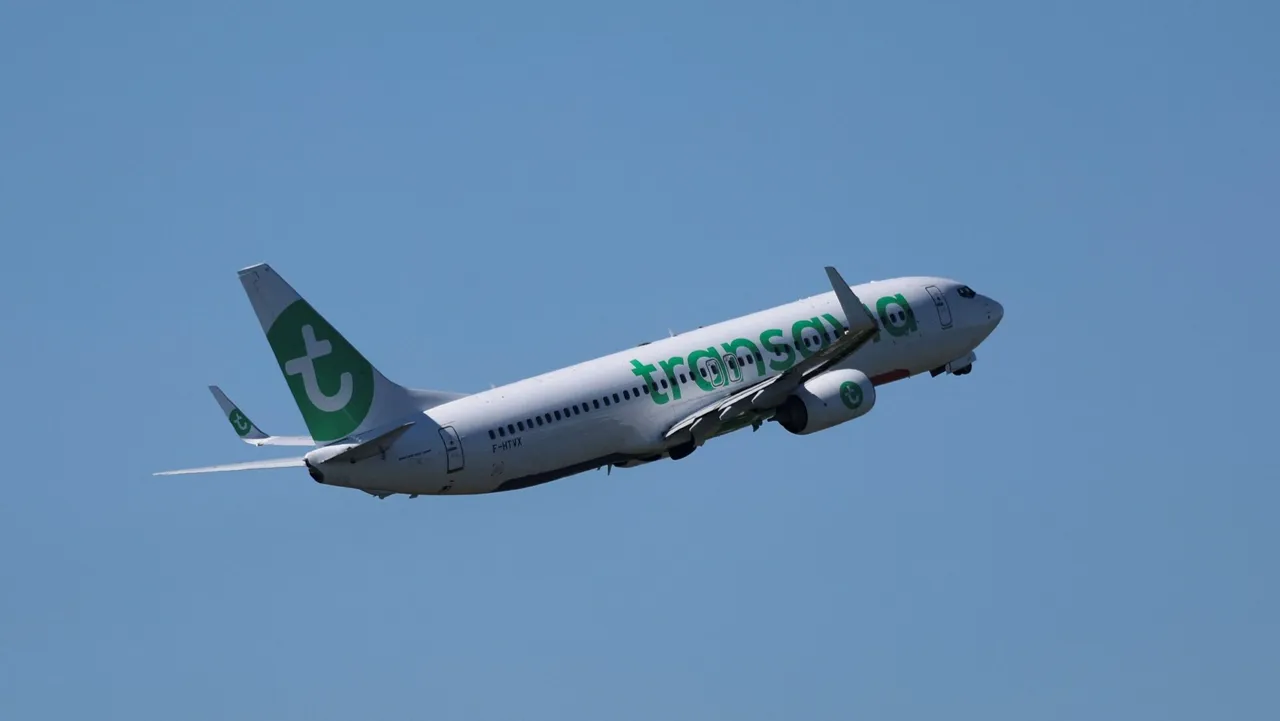 Небо дорожает: авиакомпании Европы урезают рейсы