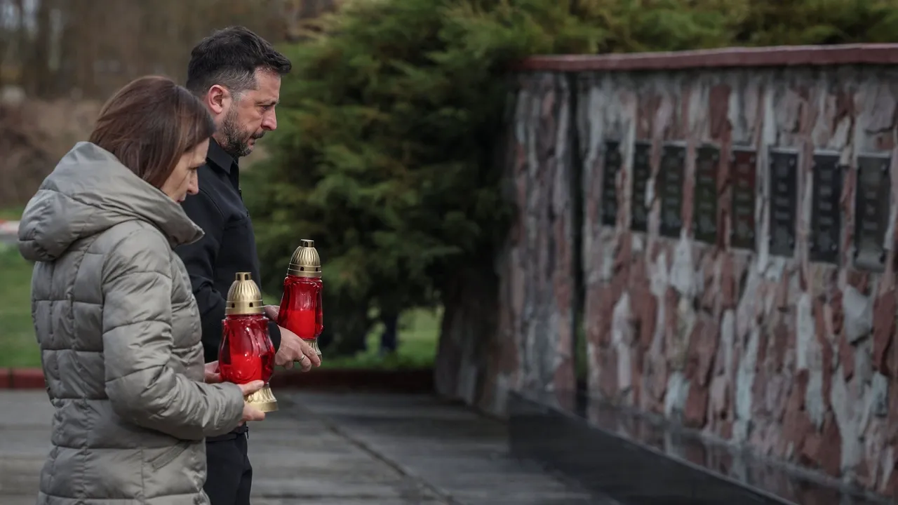 Санду и Зеленский встретились в годовщину Чернобыля