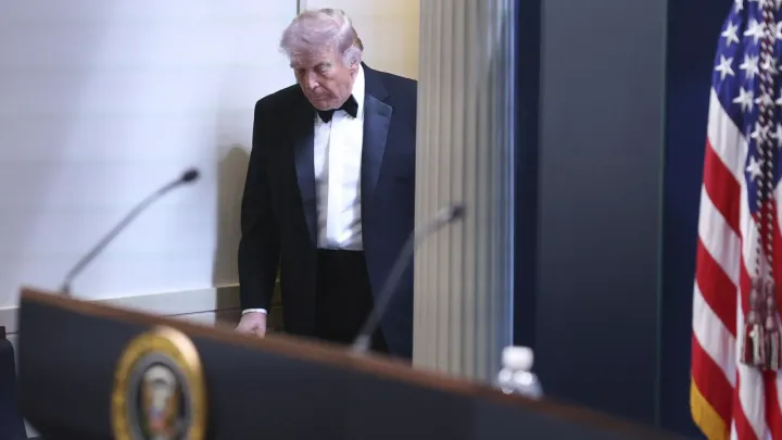 Трамп пообещал продолжить войну с Ираном