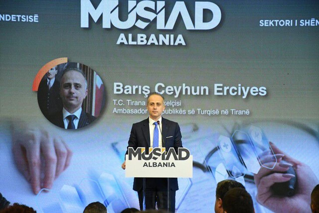 Ambasadori turk  Janë të shumta mundësitë për investime Shqipëri Türkiye në shëndetësi