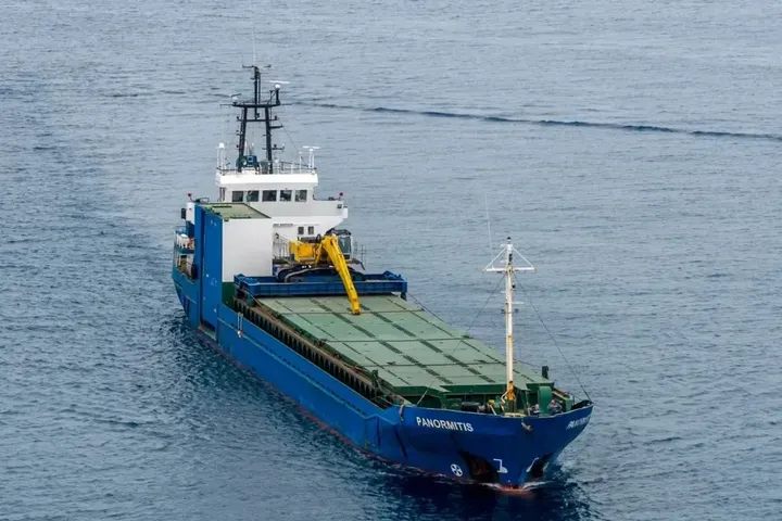 زيلينسكي: شراء إسرائيل من روسيا حبوباً مسروقة لا يمكن أن يكون عملاً مشروعاً