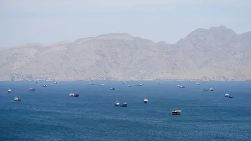 Trump tidak puas dengan proposal Iran untuk membuka kembali Selat Hormuz — laporan