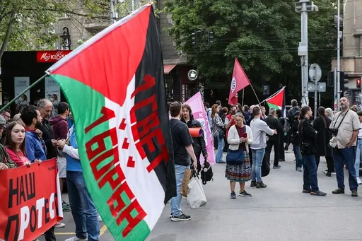 Demonstranti ispred RTS-a u Beogradu tražili bojkot Eurosonga