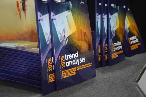 Anketë: Serbët në Kosovë me mosbesim të thellë ndaj politikanëve, Rusia e Kina shihen si mbështetëse