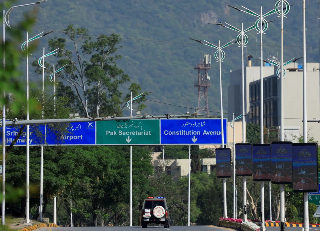 Pakistan works silently on 'new formula' as US-Iran talks stall: sources