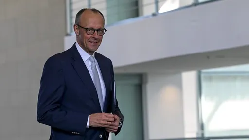 Njemački kancelar: Slobodan tranzit duž globalnih morskih puteva ključan za ekonomski uspjeh