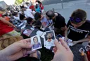 Почна мундијалското лудило: Колекционерите на сликички на Панини пред најголемиот предизвик досега
