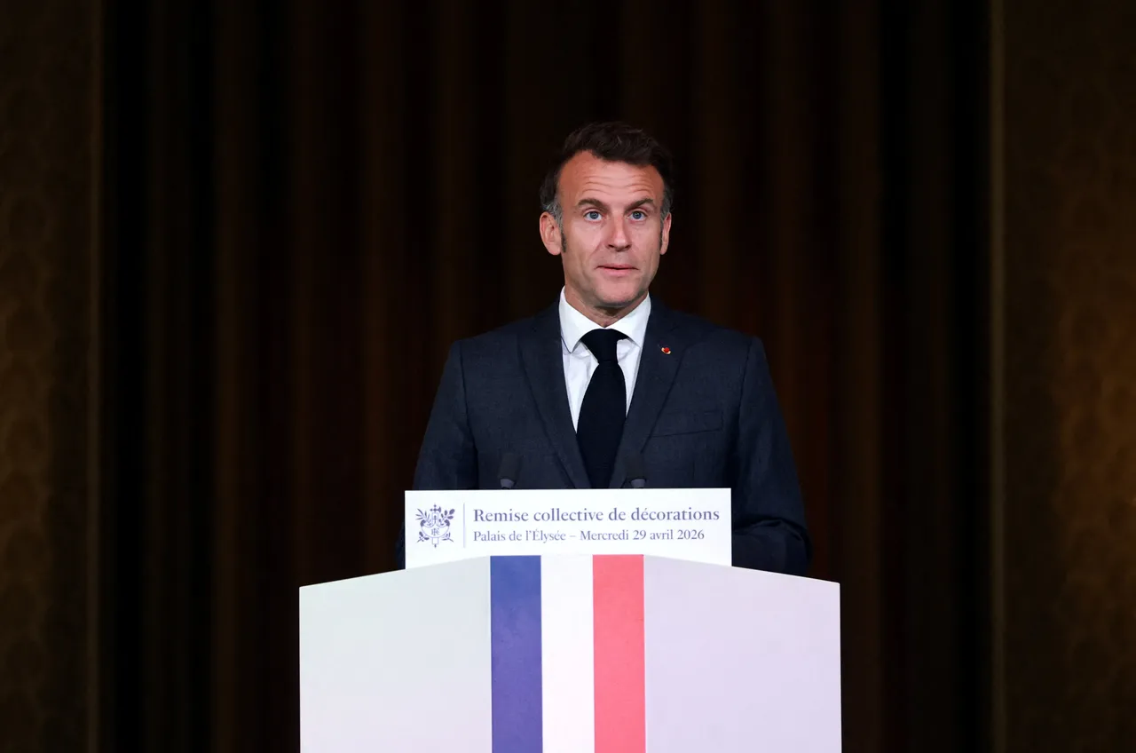 Macron naglasio važnost suvereniteta i stabilnosti Iraka u razgovoru s mandatarom za premijera