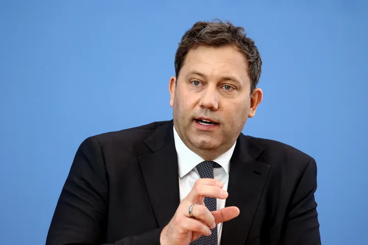 Klingbeil: „Wir brauchen keine Tipps von Trump“
