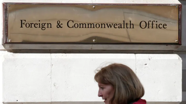 Британия выслала российского дипломата