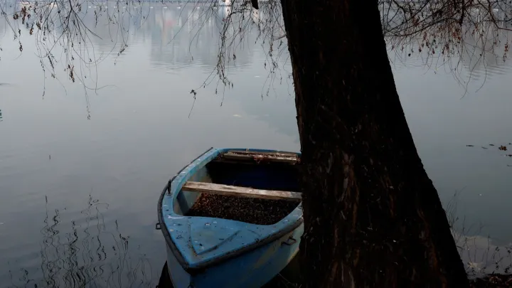 Around 30 people missing after boat sinks in Uganda, police say