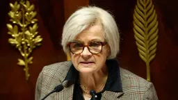 Франция требует от Израиля уйти из Ливана