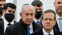 Netanyahu comparece em tribunal em julgamento de corrupção pela primeira vez desde início da guerra