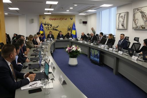 Kosova miraton nismën për marrëveshje të bashkëpunimit financiar ushtarak me Türkiyen