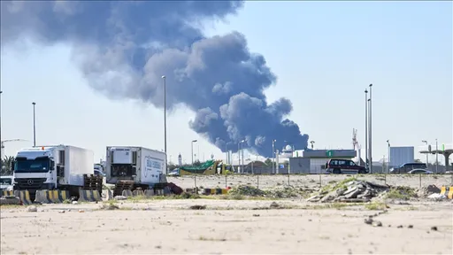 Sulmi me dron shkakton zjarr në rafinerinë Mina Al-Ahmadi të Kuvajtit