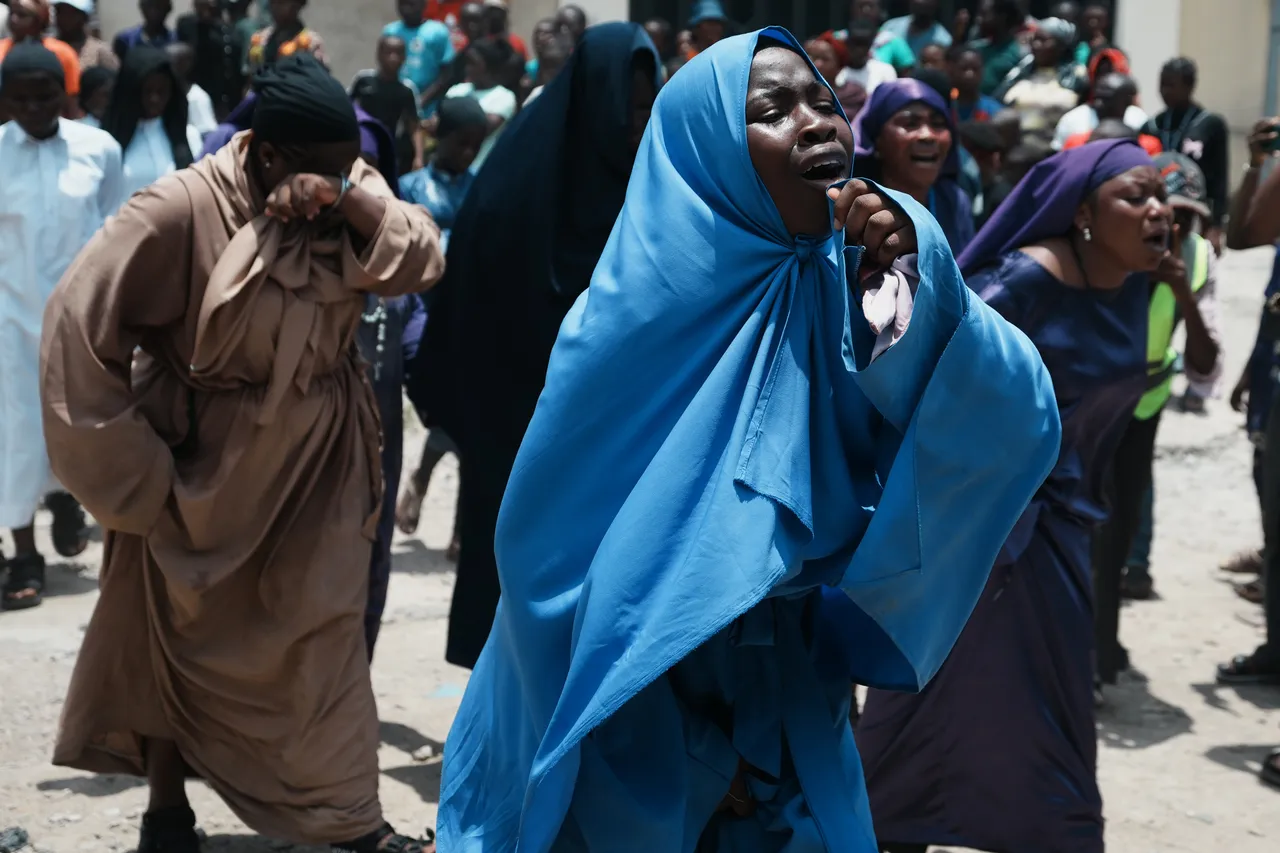 A nigériai hadsereg tucatnyi túszt mentett meg egy templom elleni támadás után