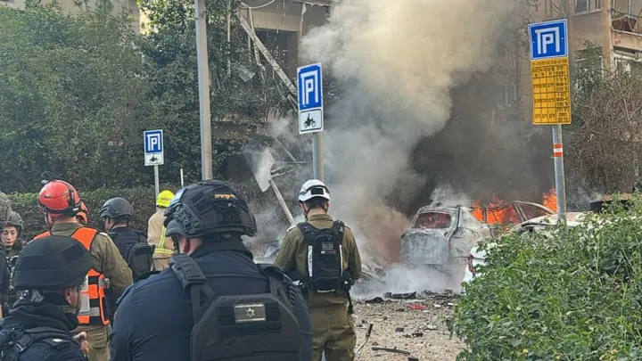 Кассетные боеприпасы ударили по Хайфе